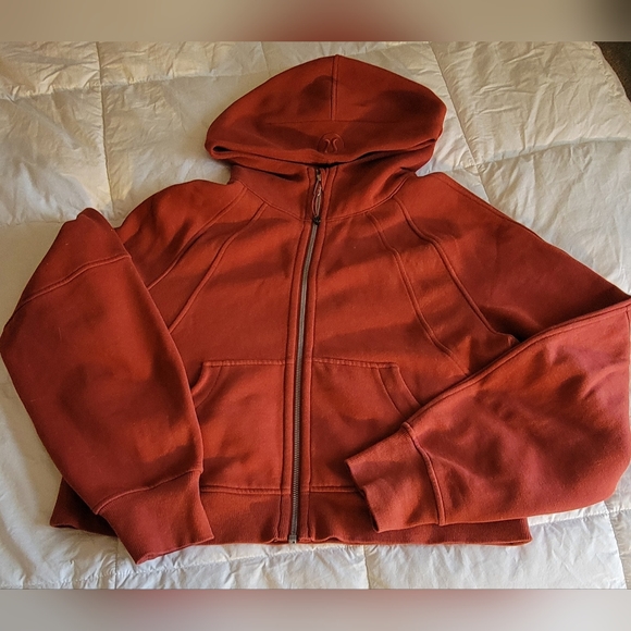 Lululemon Scuba - Picture 3 of 4